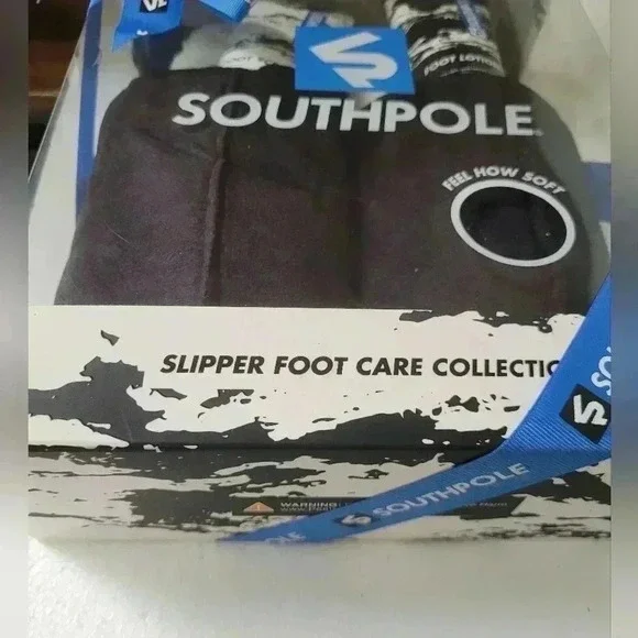 Slipper Foot Collection - Picture 3 of 8
